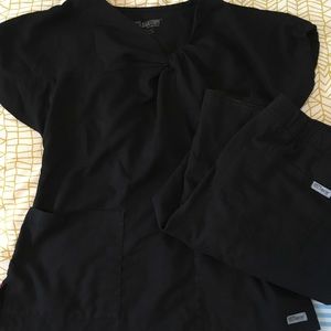 Grey’s anatomy black scrub set